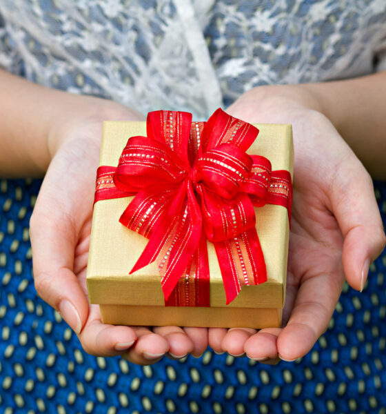 Some Great Gifts That You Can Give To Your Loved Ones