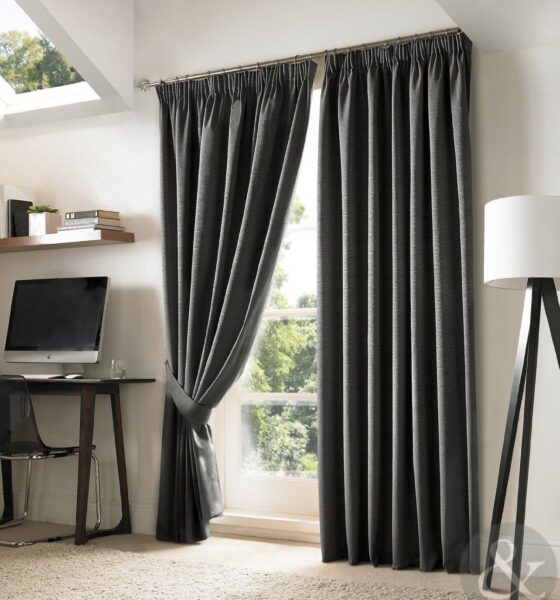 Curtains Installation