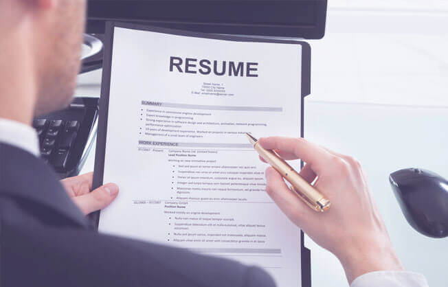 The major mistakes to avoid in making a resume