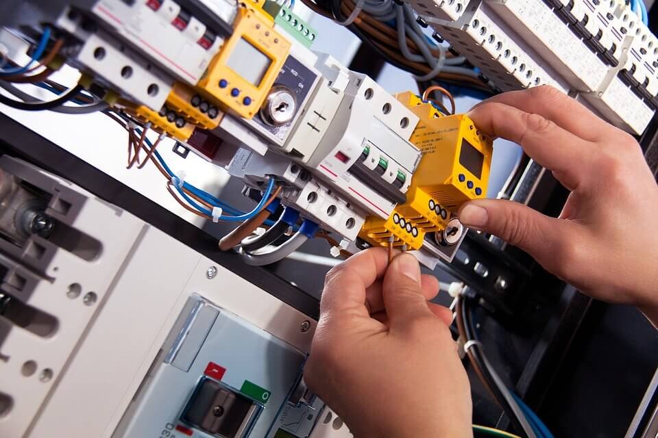 The Importance of Hiring Commercial Electrical Installation Services for Your Business