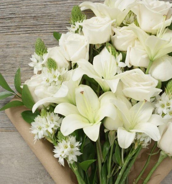 What Floral Arrangements Best Offer Sympathy